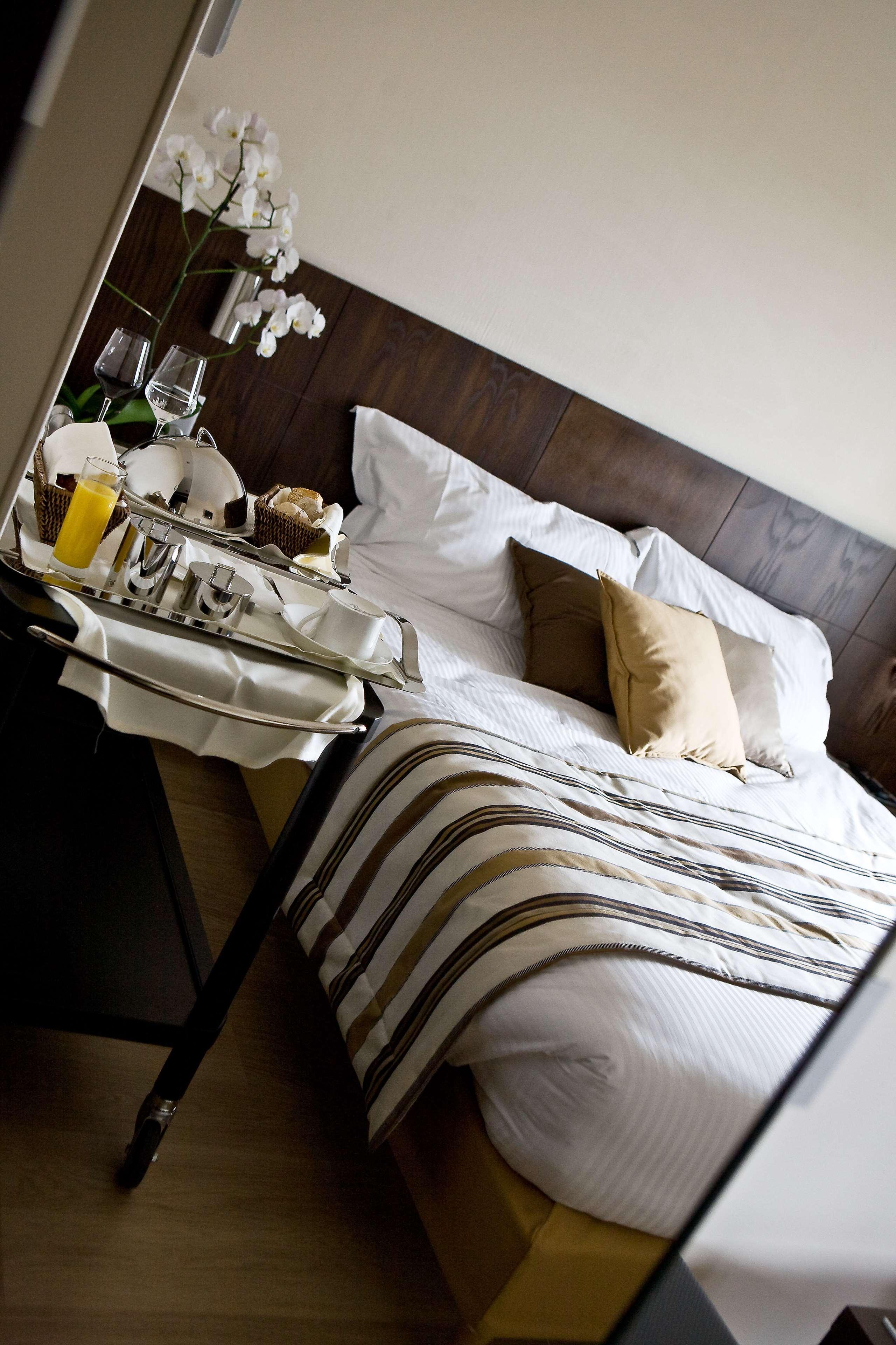 Best Western Plus Hotel Des Francs Soissons Esterno foto