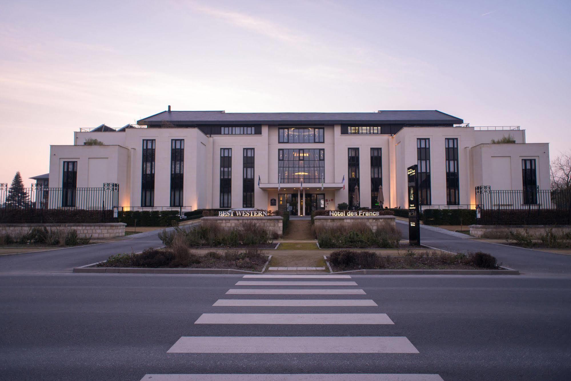 Best Western Plus Hotel Des Francs Soissons Esterno foto