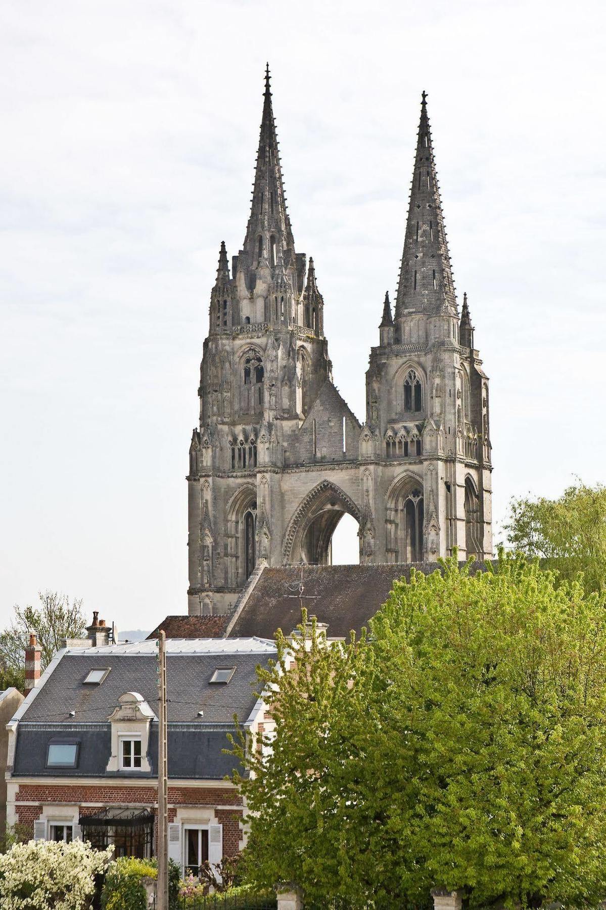 Best Western Plus Hotel Des Francs Soissons Esterno foto
